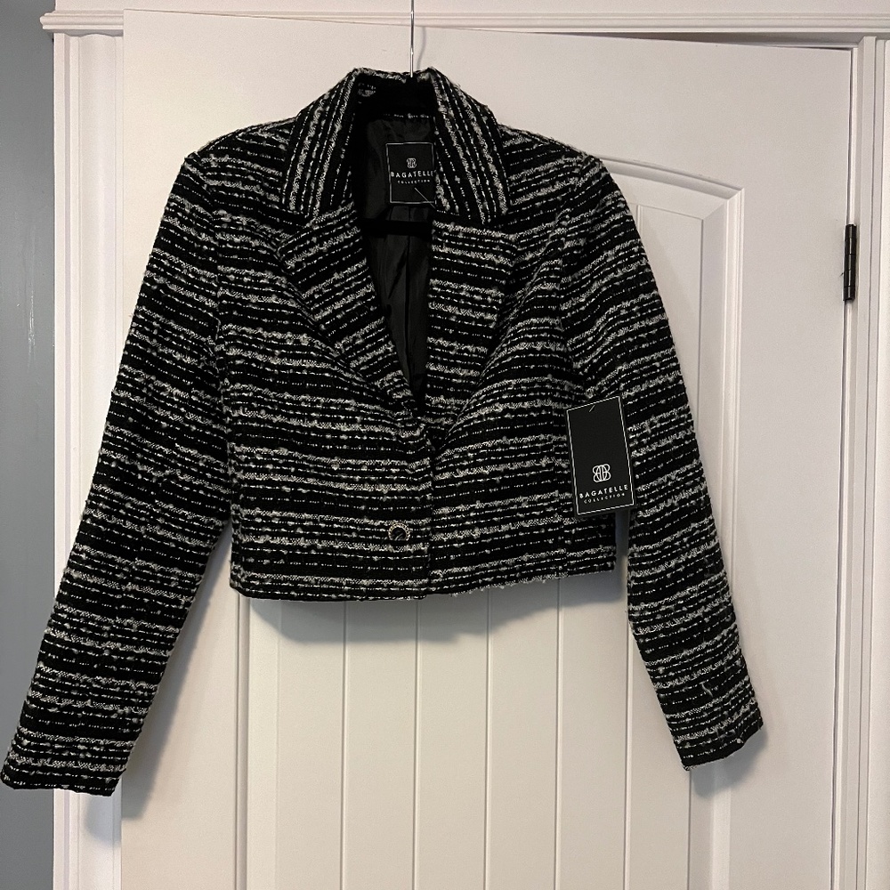 Bagatelle cropped blazer
